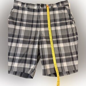 PGA Tour Men's Black and White Plaid Shorts